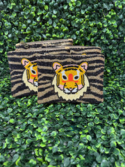 Victory Roar Pouch