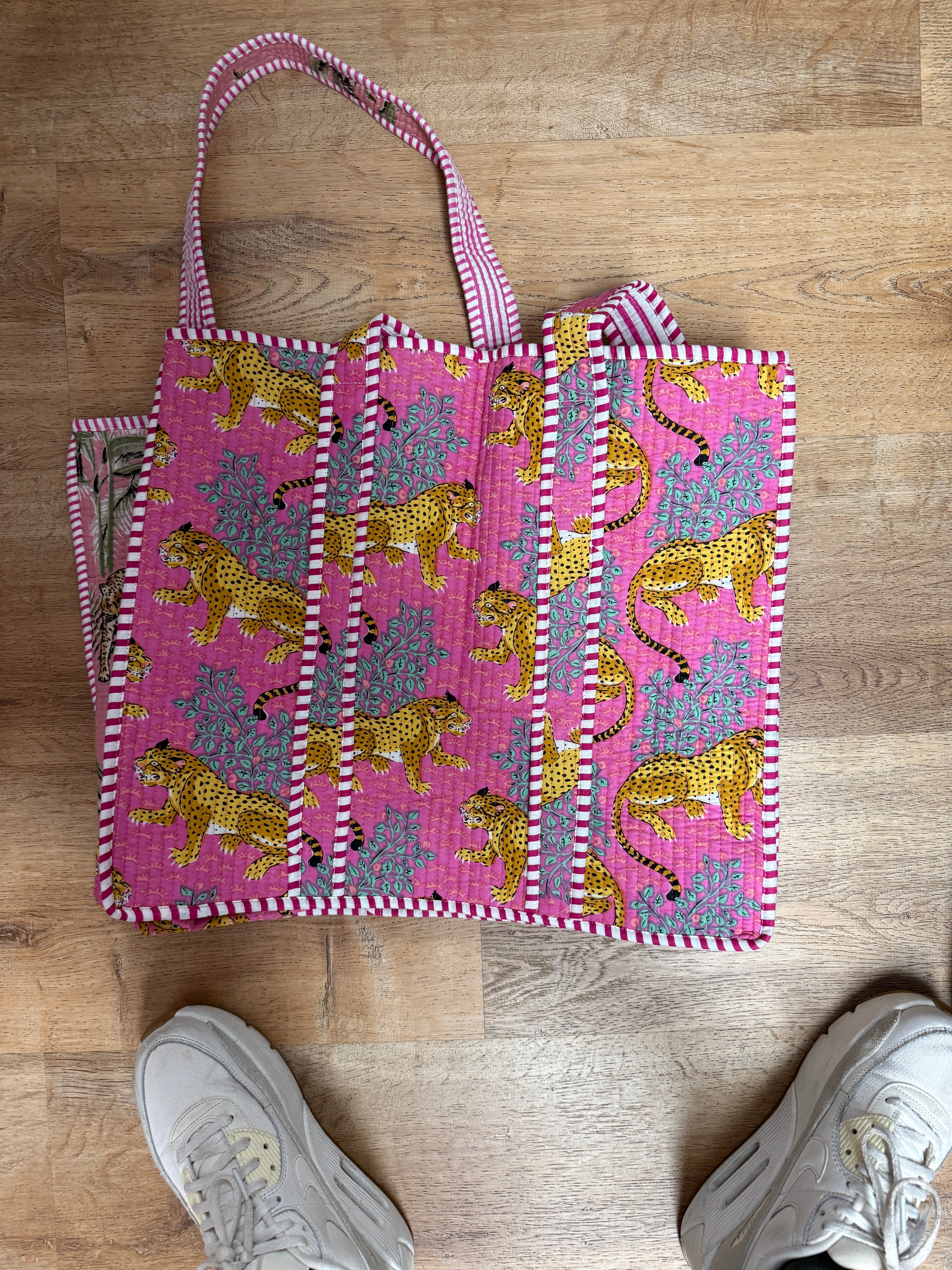 Resort Roam Large Quilted Tote