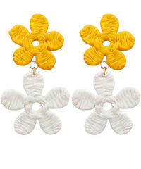 Flower Raffia Earring (wht/yellow)
