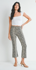 HR Crop Flare (leopard)