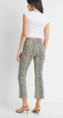 HR Crop Flare (leopard)