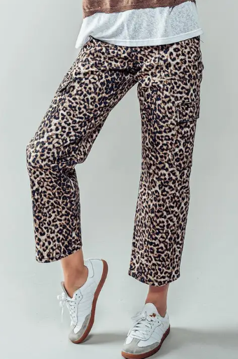 Crop Leopard Cargo Pant