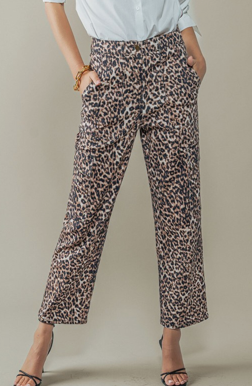 Crop Leopard Cargo Pant