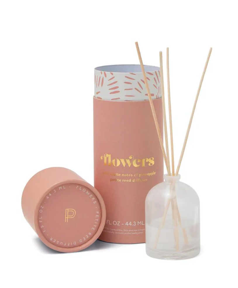 Petite Milky Glass Reed Diffuser (flowers)