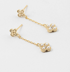 Clover Pearl Drop Earring