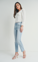 Slim Straight Distress Jean (lt denim)