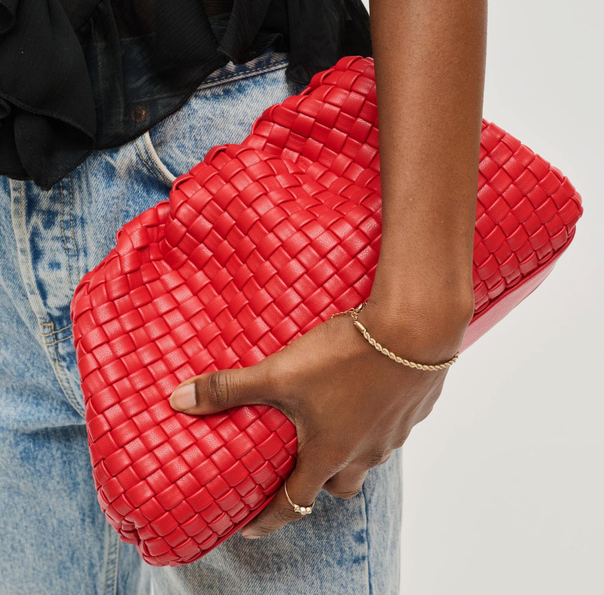 Tate Woven Clutch (red)