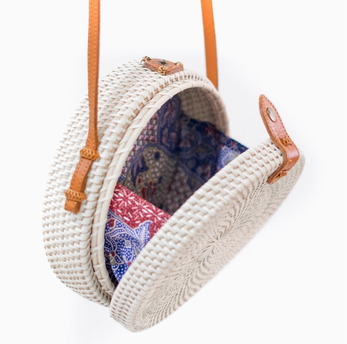 Round Rattan Bag (white)