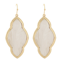 Shell Arabesque Earring