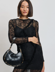 Nova Crossbody