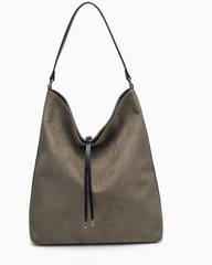 Felicity Hobo