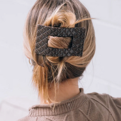 Quilted Flat Rectangle Clip (large/truly taupe))
