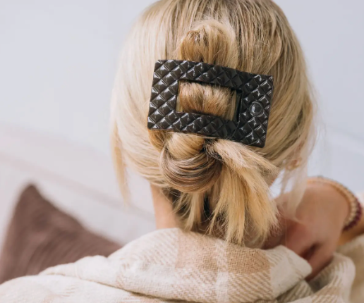 Quilted Flat Rectangle Clip (medium)