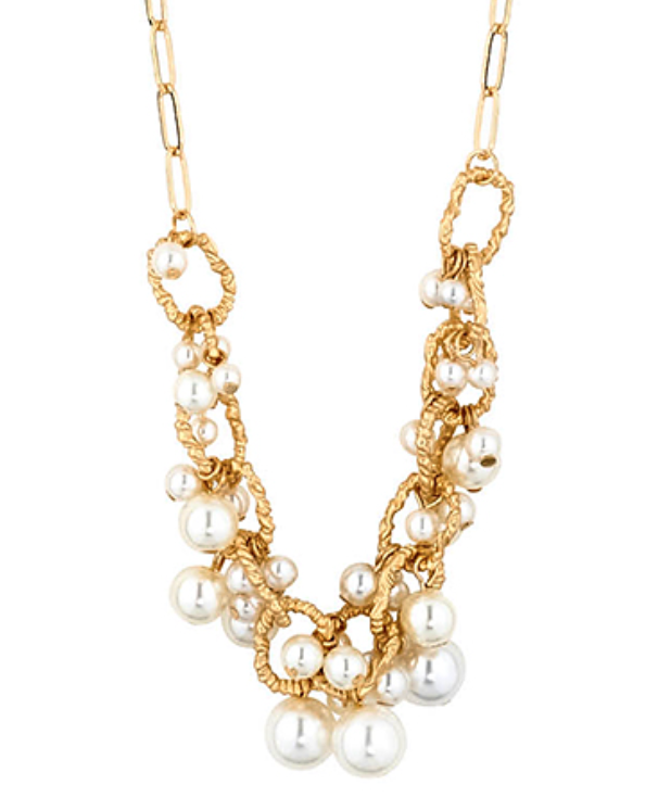 Posh Cluster Pearl Necklace