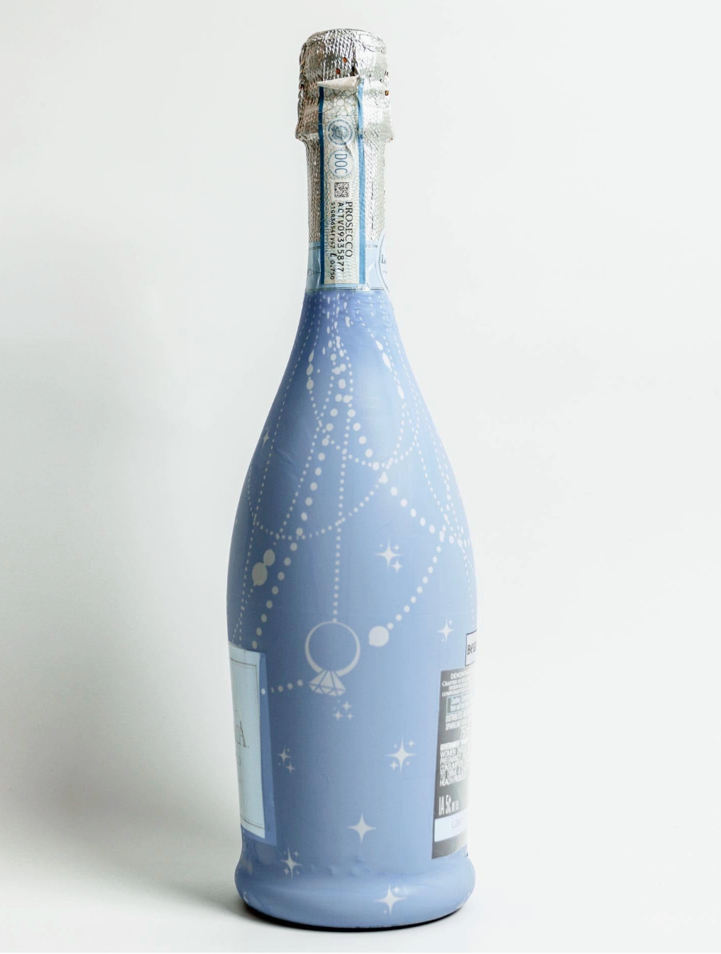 Beau Bottle Wrap (Pearls + Rings)