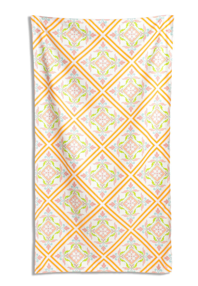 Giant Getaway Beach Towel