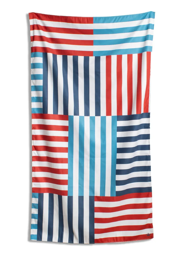 Giant Getaway Beach Towel