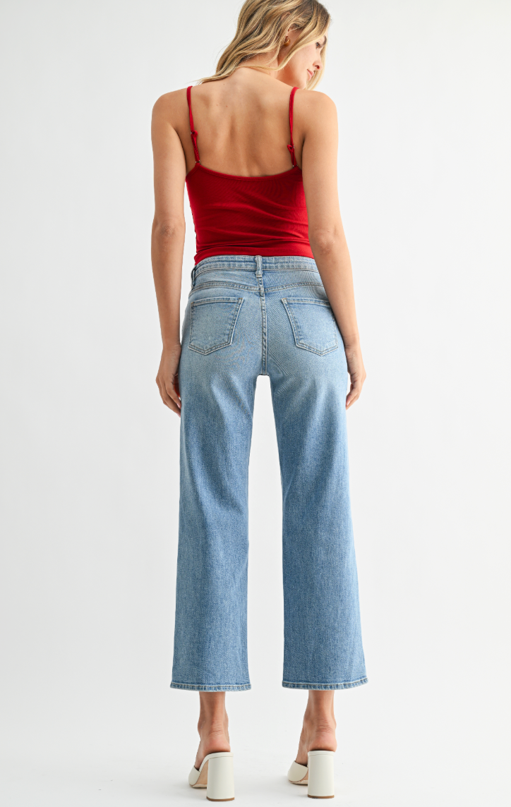 Mid Rise Slim Wide Leg (lt denim)