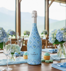 Beau Bottle Wrap (blue bows & blossoms)