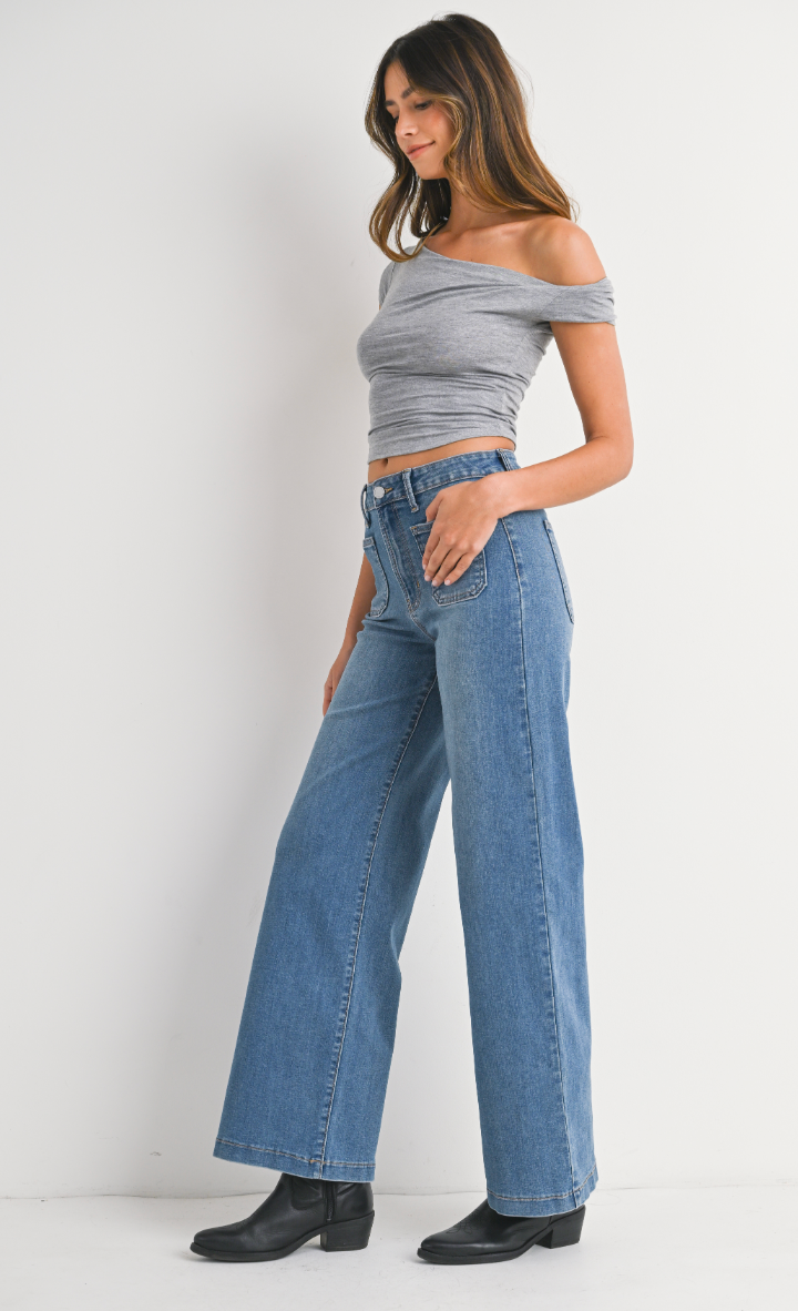 Mini Patch Pocket Wide Leg Jean (med denim)