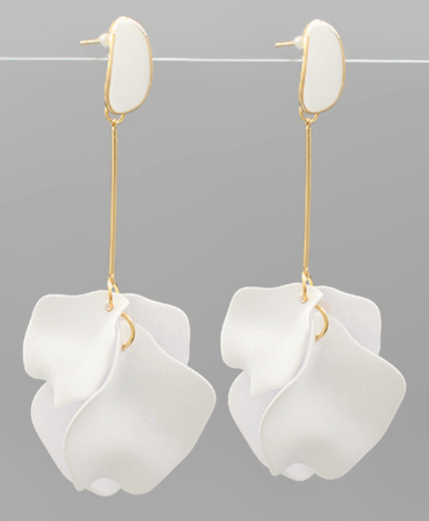 Petal Sway Earring