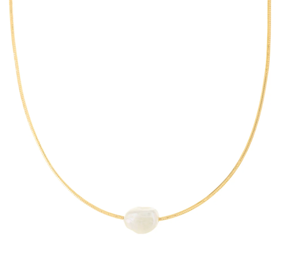 Sleek Pearl Necklace
