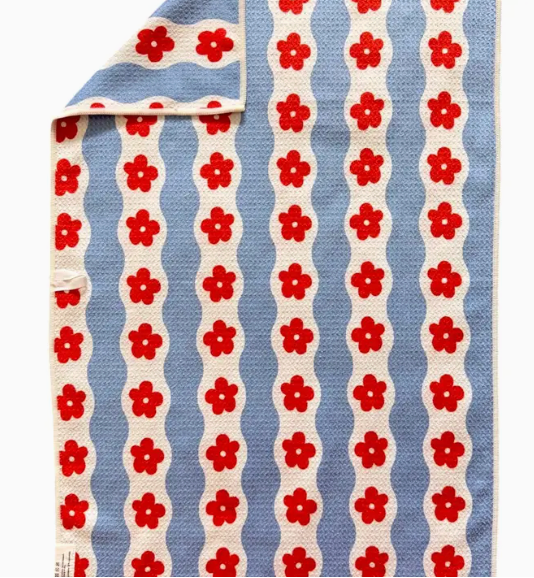 Betty: Double Sided Hand Towel