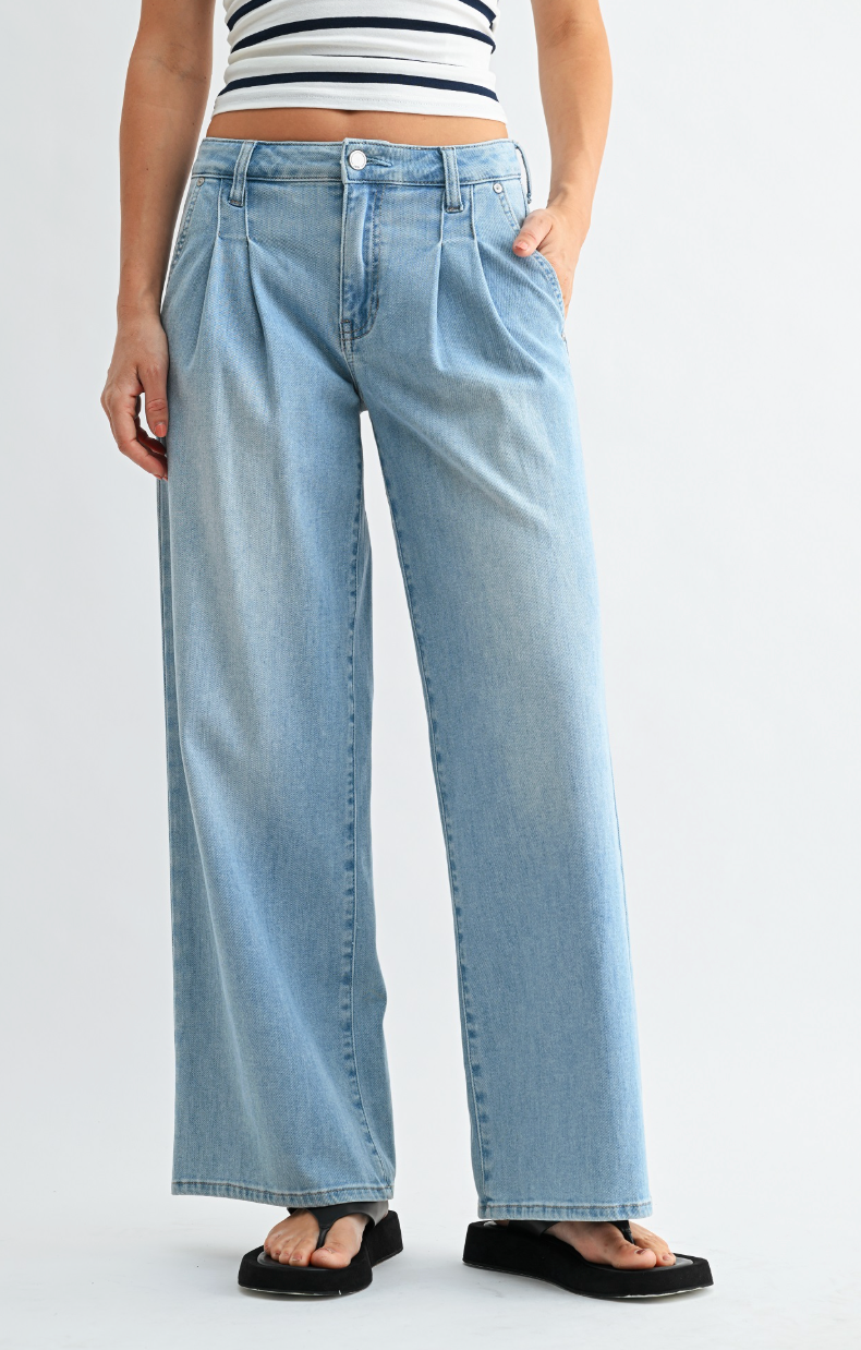 Lightweight Pleated Denim