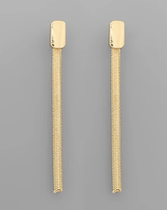 Keep It Sleek Earring