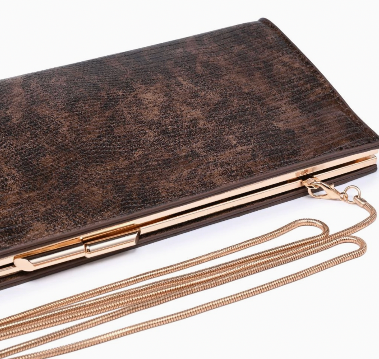 Nazlee Clutch
