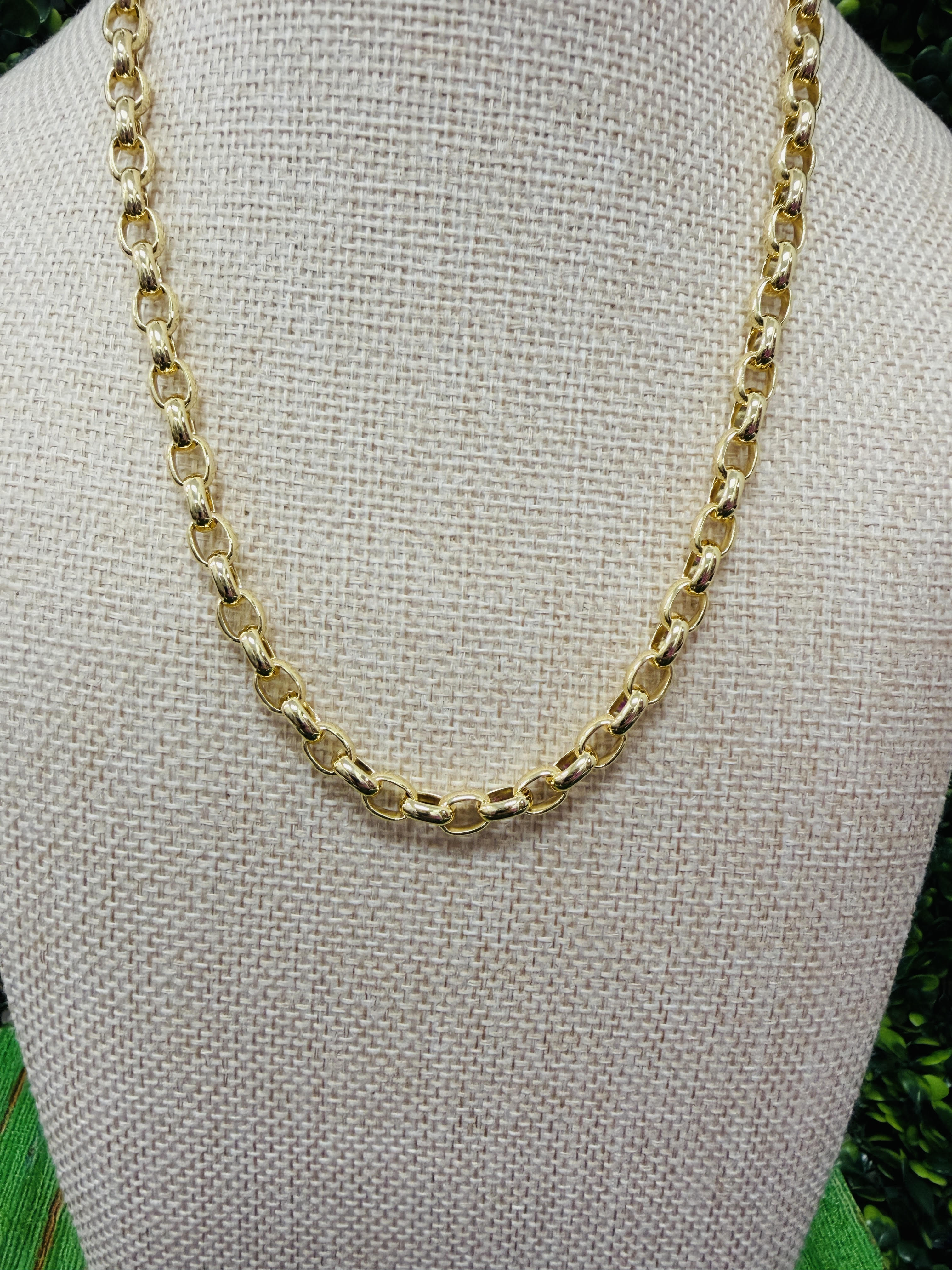 Essential Link Necklace