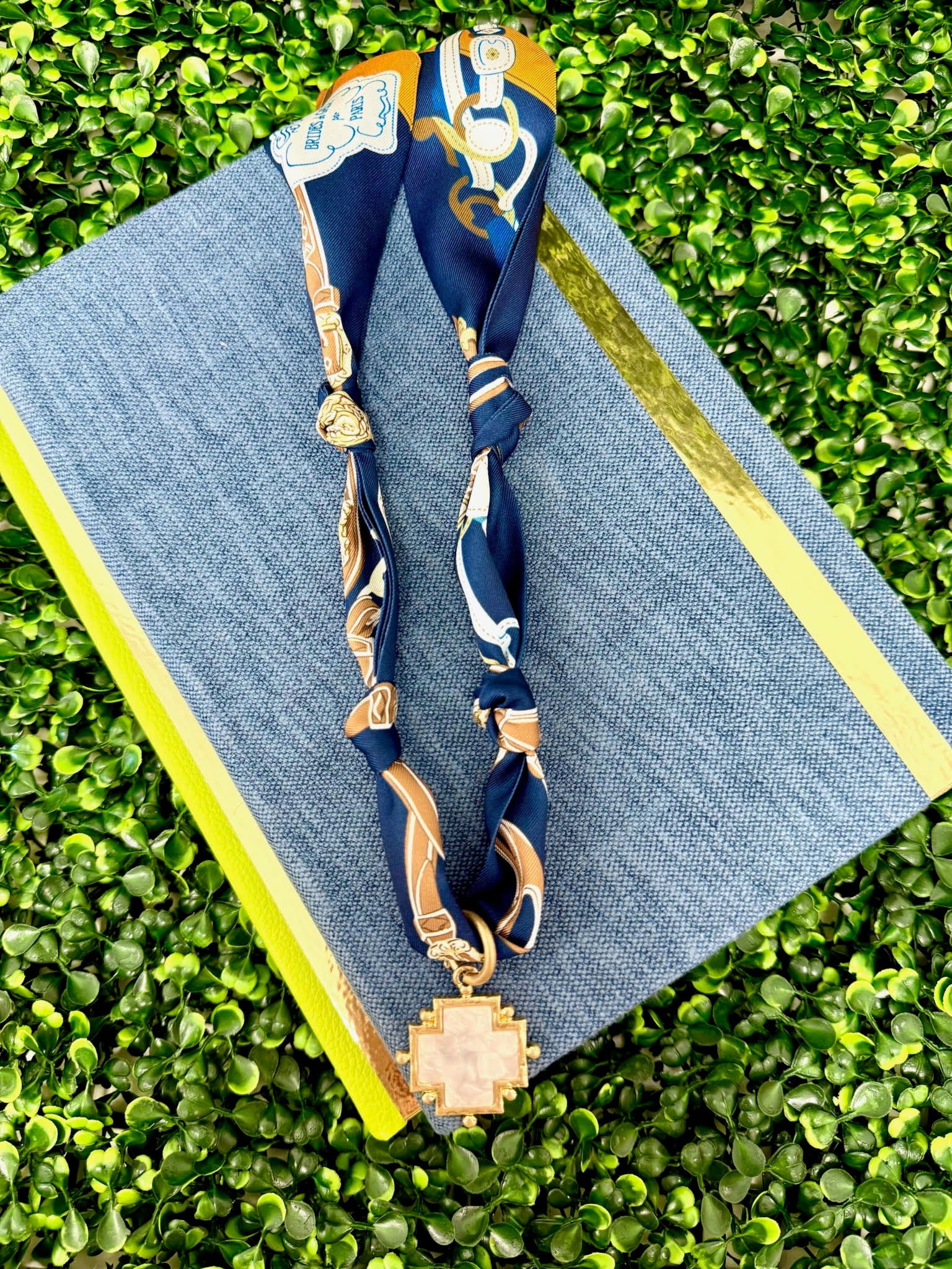 Crossroads Chic Scarf Necklace ✨