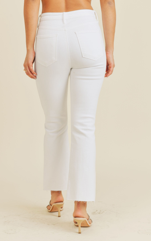 HR Crop Flare (white)